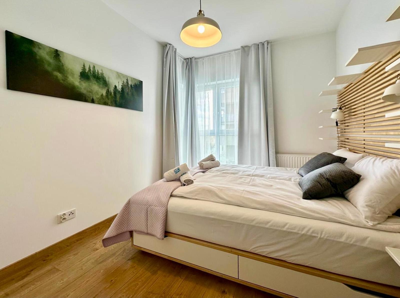 Apartament Caroline Q4Apartments กดัญสก์ ภายนอก รูปภาพ
