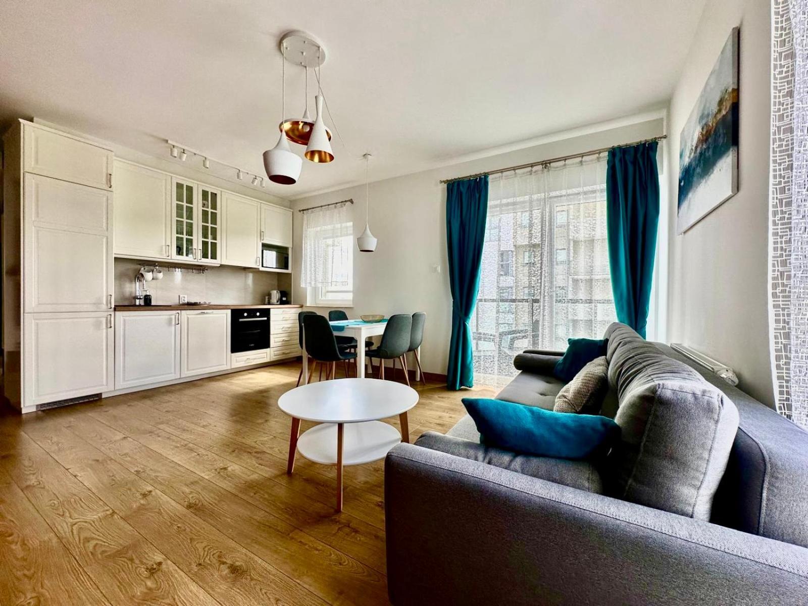 Apartament Caroline Q4Apartments กดัญสก์ ภายนอก รูปภาพ
